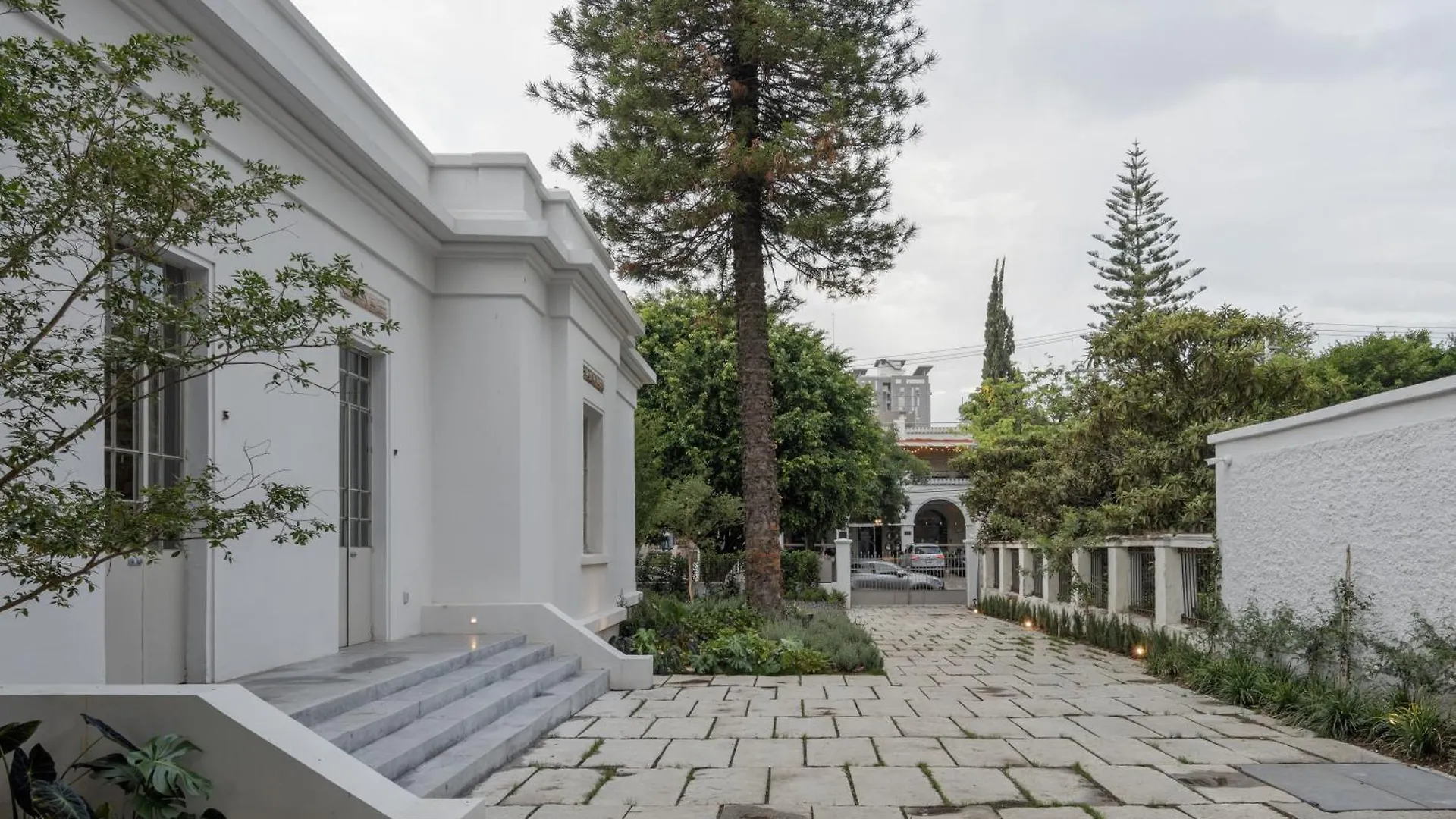 ***  Hotel Casa Bosque Eduviges Guadalajara México